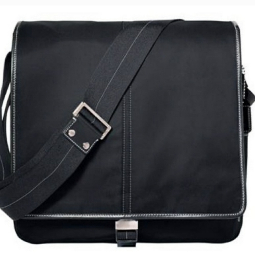 🗼RARE🗼Coach unisex black nylon messenger bag 5373